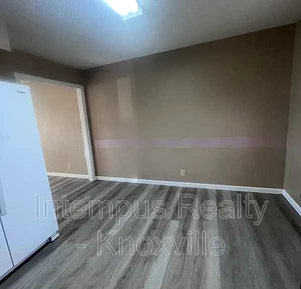 405 Iroquois Ln #1 — Photo 7
