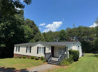 127 Lamb Rd, Statesville, NC 28677