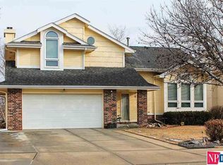 16316 Riggs St, Omaha, NE 68135