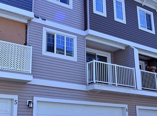 140 Youville Dr NW #6, Edmonton, AB T6L7E7