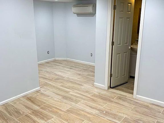 2nd image of 10607 Avenue J #Basement