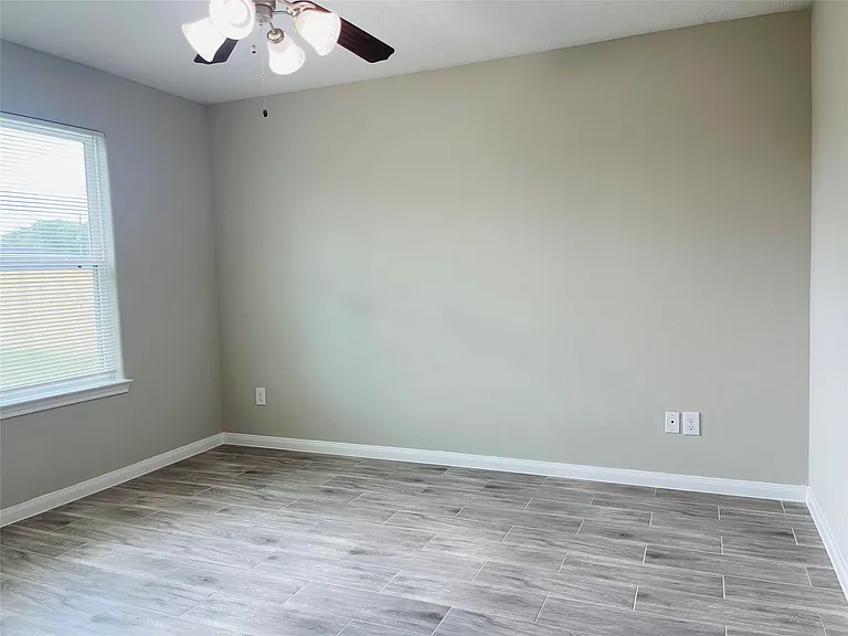 47 Road 5103 — Photo 12