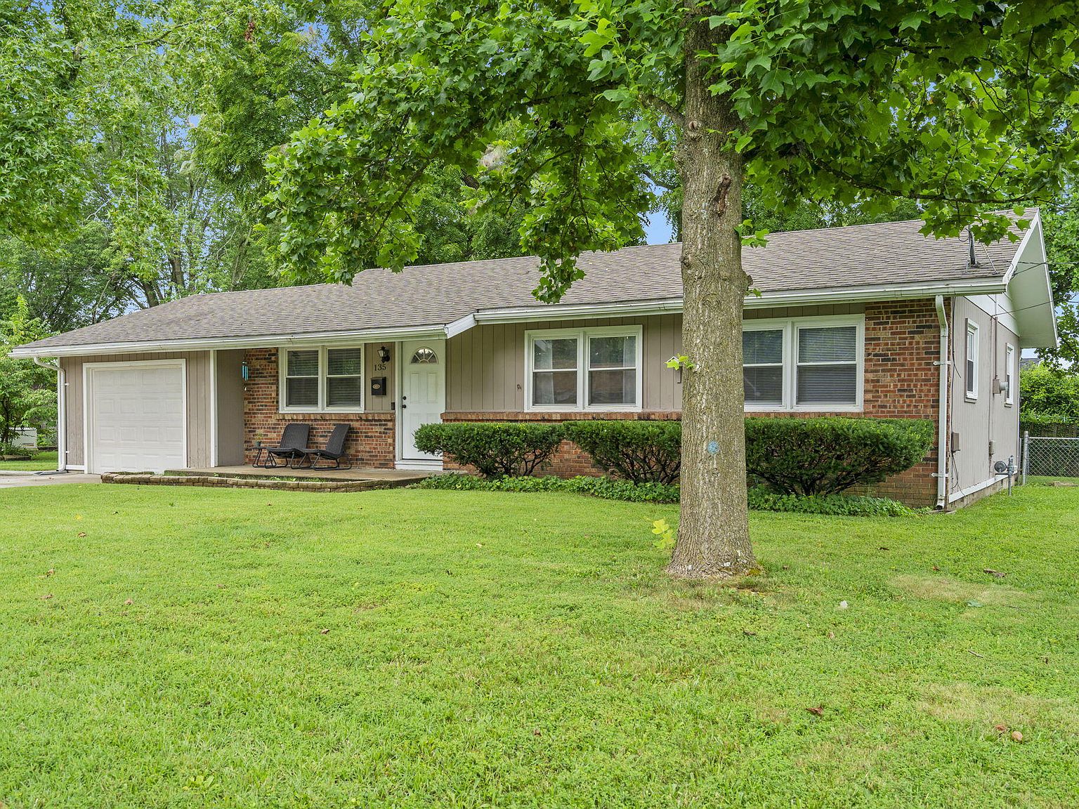 135 N Bonnie Avenue, Republic, MO 65738 | Zillow