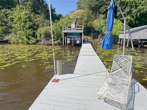 3rd image of 116 Pocahontas Ln