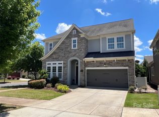 6530 Honeymeade Cir, Charlotte, NC 28277