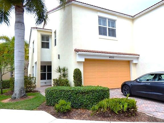 2nd image of 4820 NW 16th Terrace