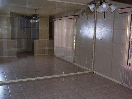 2nd image of 7322 WESTGLADE PL