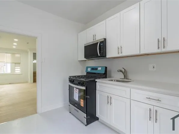 1428 S 27th St, Philadelphia, PA 19146