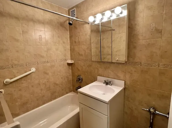 3323 Nostrand Avenue image 9 of 9