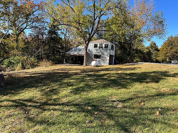 5th image of 4026 Tanner Bridge Rd