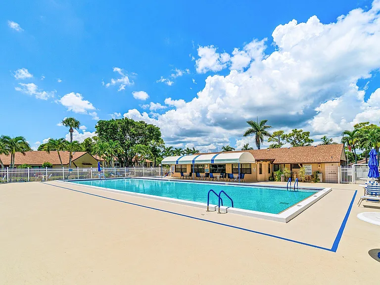 826 Sky Pine Way #D1 — Photo 23