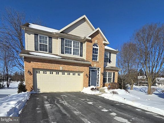 2nd image of 23 Oak Knoll Cir #L-0037