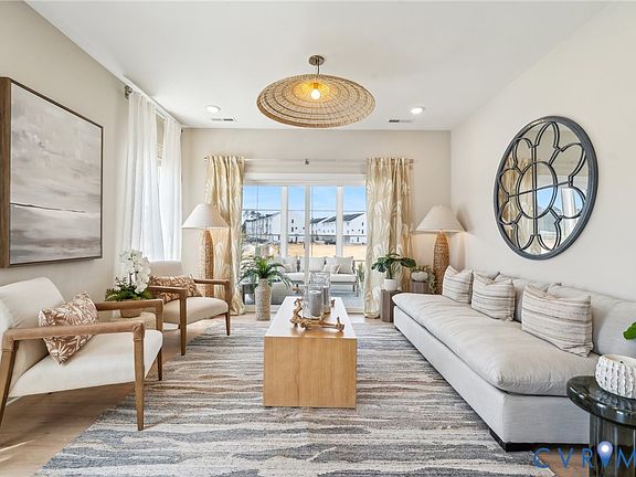 3rd image of 6706 Oasis Breeze Ln