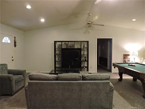 3rd image of 1012 Barrow Ct