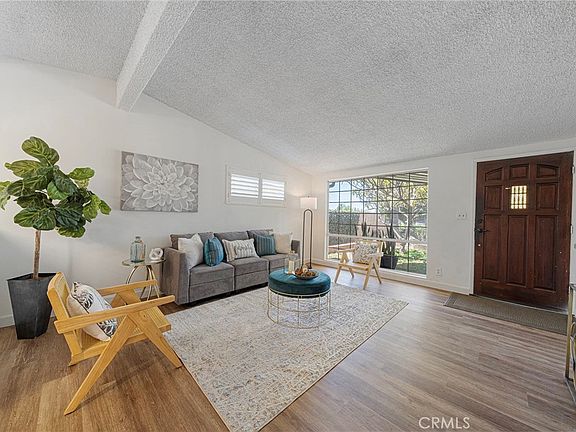 2nd image of 542 N Louise Ave