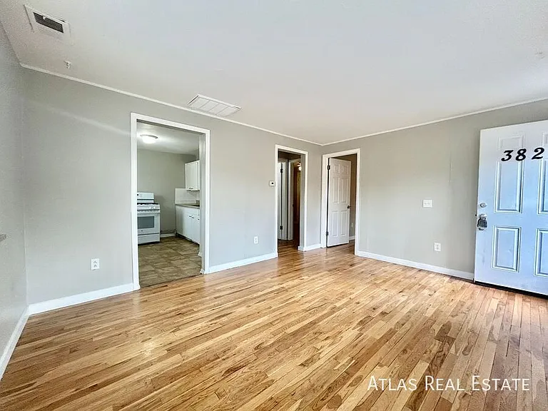 3825 S King St #3829 — Photo 6