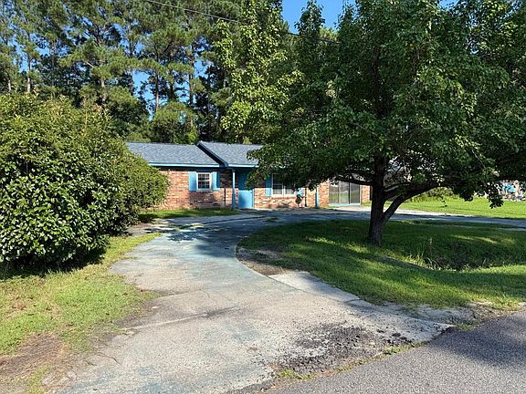 2nd image of 5718 Dogwood Circle