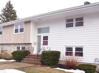 404 Newport Rd, Hull, MA 02045