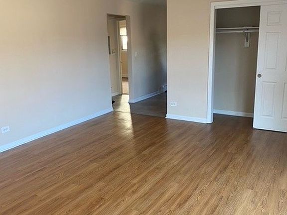 4th image of 162 N Humphrey Ave APT 3C