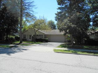 1224 Warrington Rd, Deerfield, IL 60015