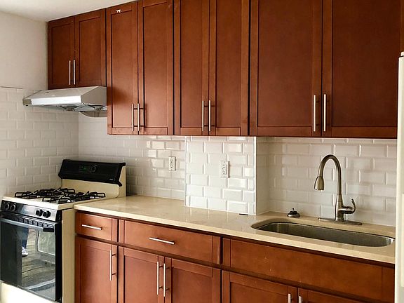 5th image of 3028 Avenue T