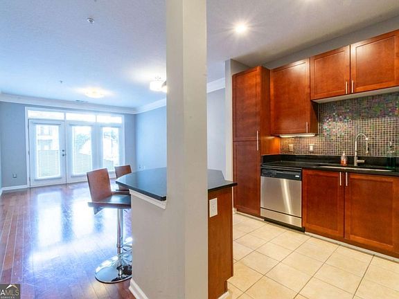 4th image of 400 17th St NW Unit 2118