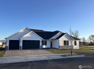 2062 Bowfin Way, Lynden, WA 98264