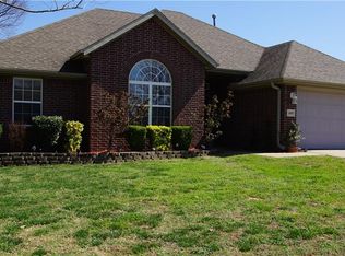 2007 SW Spruce Rd, Bentonville, AR 72713