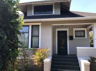 7517 32nd Ave NW, Seattle, WA 98117