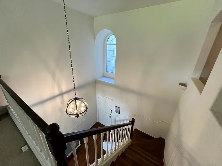 1888 Matin Cir — Photo 38