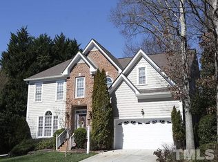 201 Townsend Ct, Cary, NC 27518