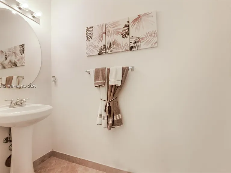21471 SW 89th Ct — Photo 8