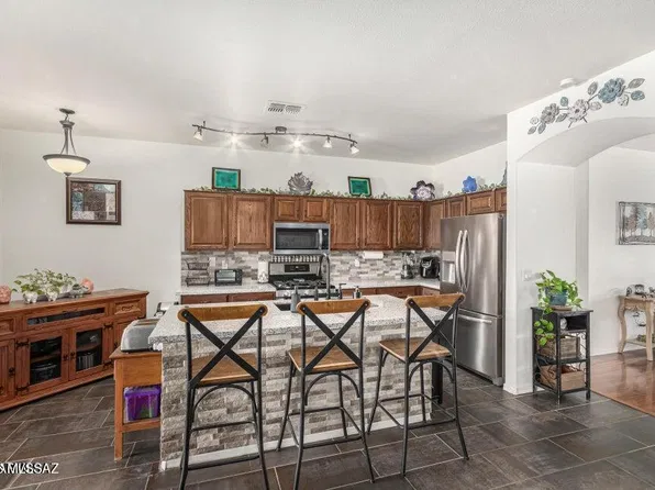 630 E Racine Pl, Casa Grande, AZ 85122