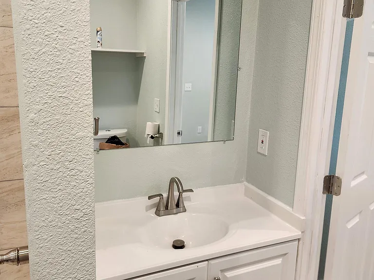 829 Figueroa St — Photo 13