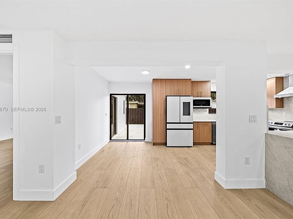 5th image of 8978 SW 49th St