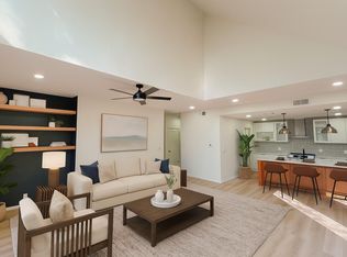 238 Litchfield Ln, Houston, TX 77024