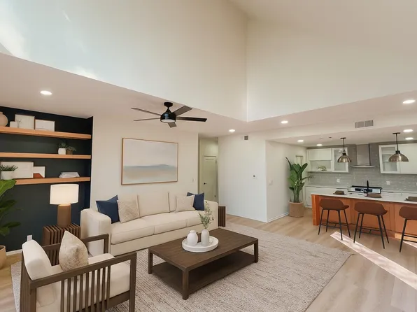 238 Litchfield Ln, Houston, TX 77024