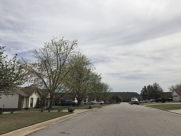 4th image of 2605 Woodwind Way