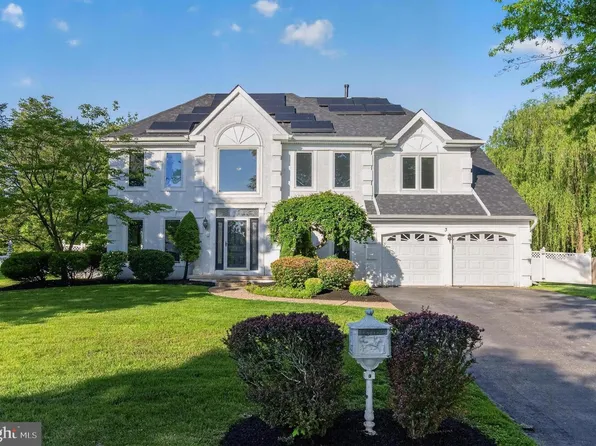 3 Spenser Ct, Medford, NJ 08055