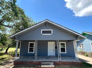937 13th St, Port Arthur, TX 77640