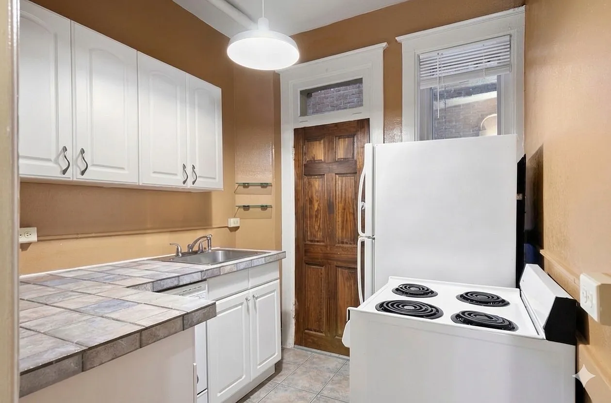 Studio, 500 sqft, $1,150 — Photo 3