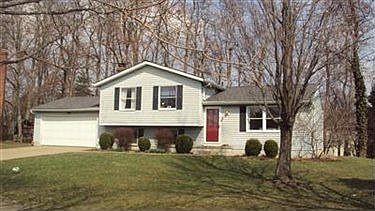 1st image of 943 Oakbrooke Dr
