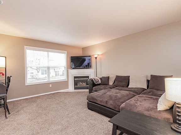 4th image of 6010 NE 35th Cir #6010