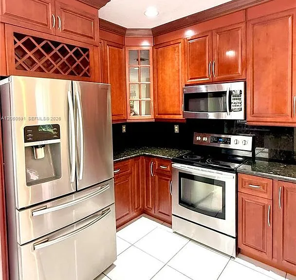 11504 SW 152nd Ct — Photo 3