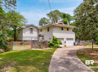308 Chenault Ave, Dauphin Island, AL 36528