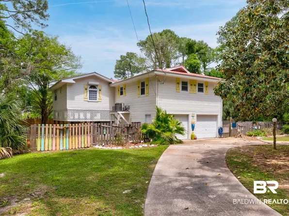 308 Chenault Ave, Dauphin Island, AL 36528