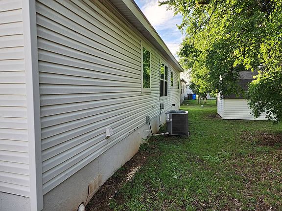 3rd image of 7608 Key View Dr #588