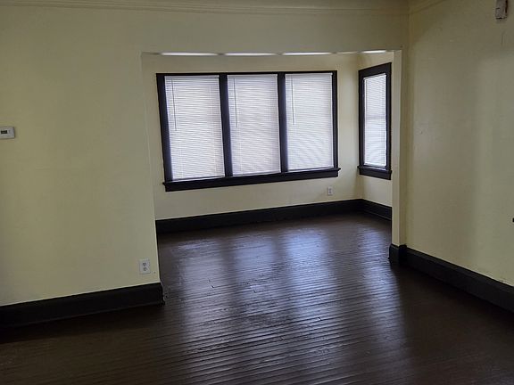 3rd image of 1222 W Capitol Dr #A