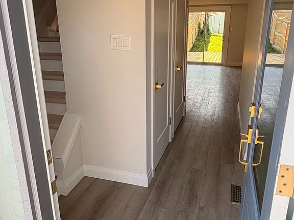 3rd image of 14 Chaucer Cres