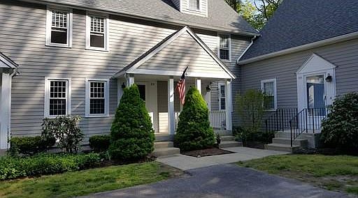1st image of 84 Twin Lakes Dr